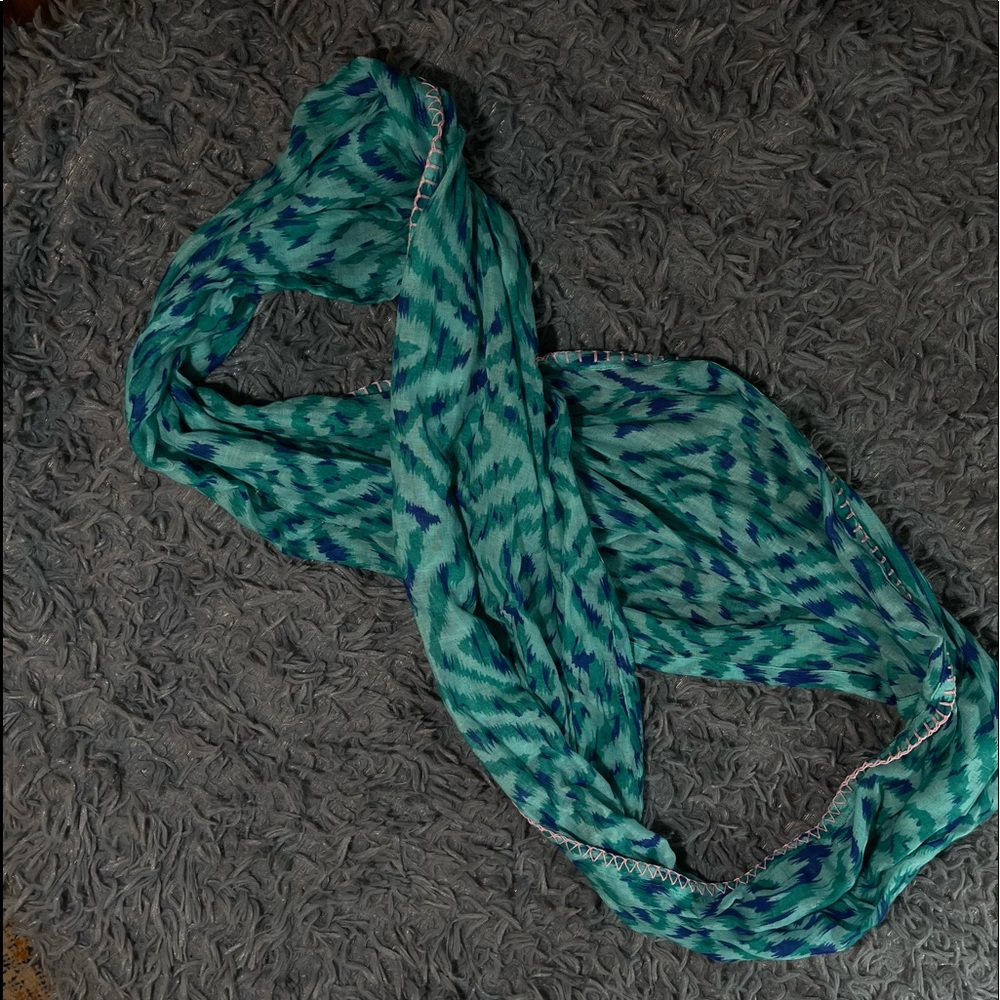 CUTE infinity scarf